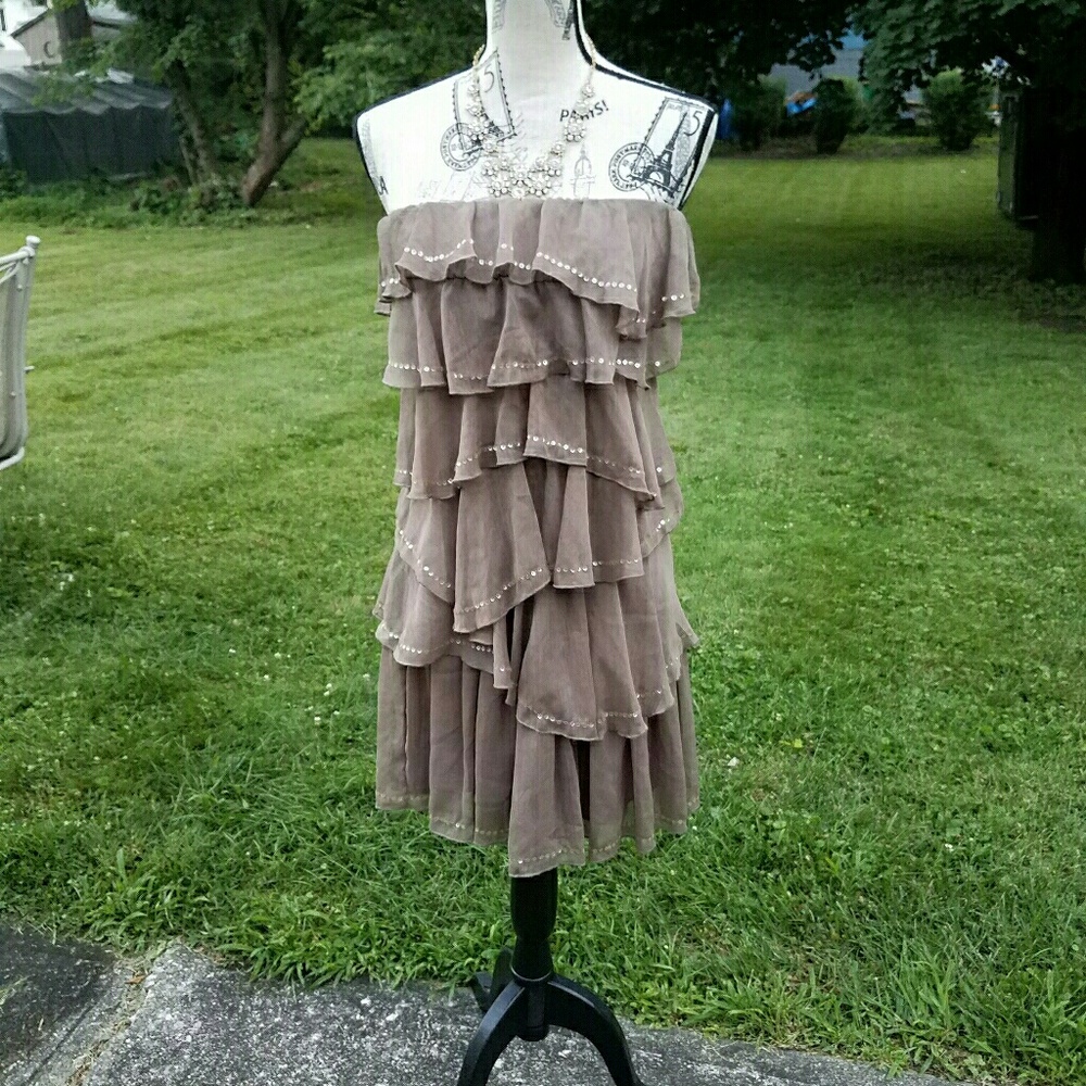 Finale sale sequence detail strapless dress
